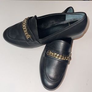 Marc Fisher Nickie Black Leather Gold Chain Loafer - Size 7.5 - Brand New